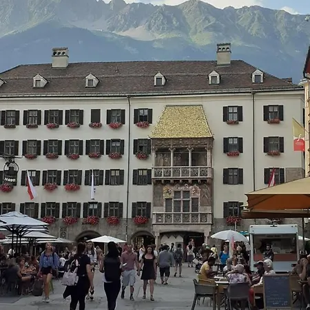 Serlesblick * Ellbögen